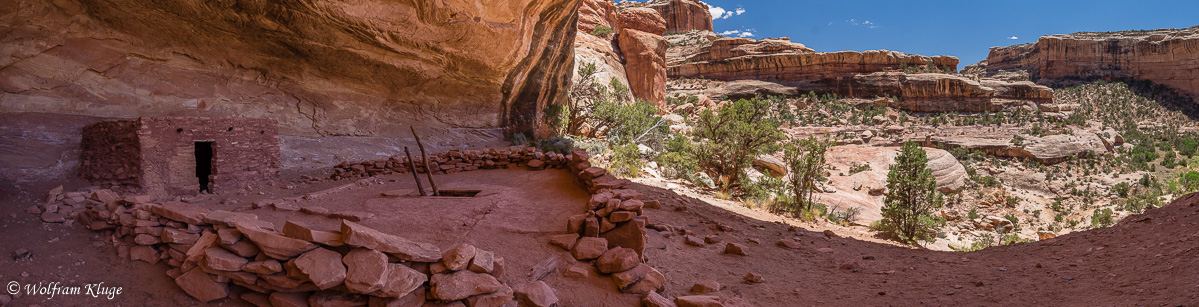 Perfect Kiva in Bullet Canyon