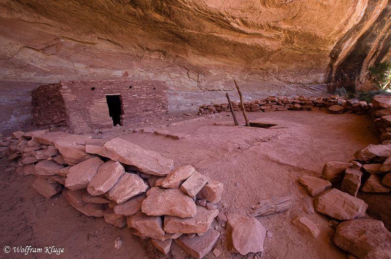Perfect Kiva in Bullet Canyon