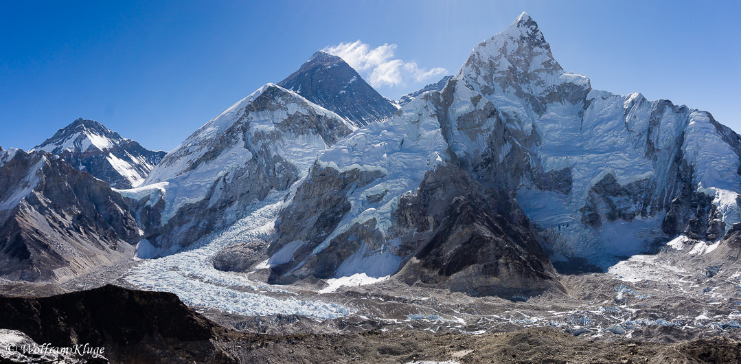 Mt. Everest 8848m und Nuptse 7861m