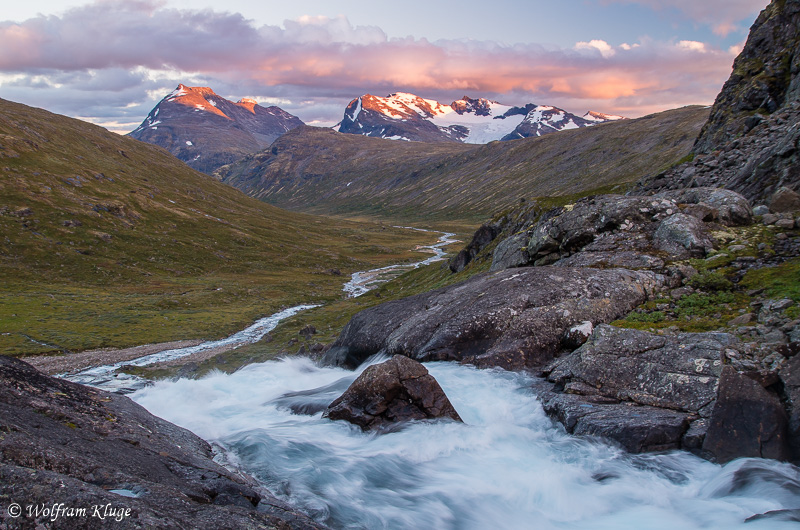 Sonnenuntergang am Hellerfossen, Norwegen